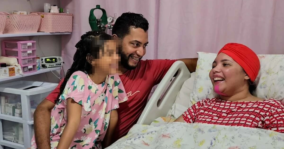 Amanda Wanessa’s Husband Caught on Video Kicking Gospel Singer’s Father at Hospital