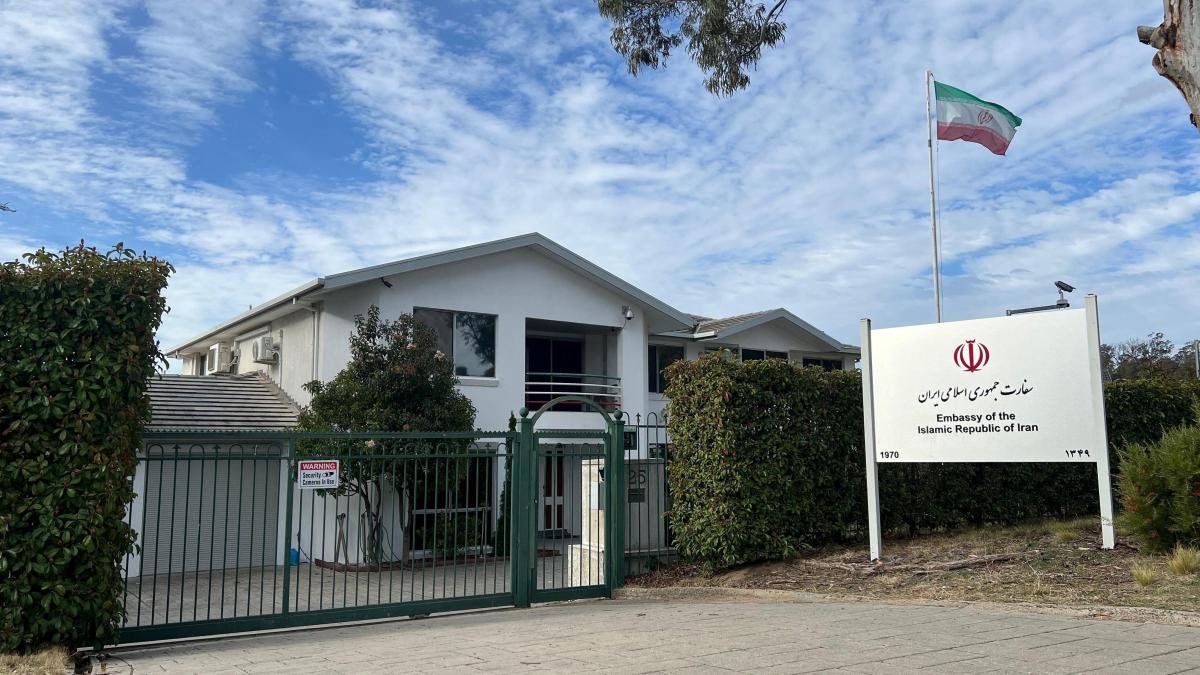 Australia accuses Iran of anti-Semitic attacks in the country and expels its ambassador