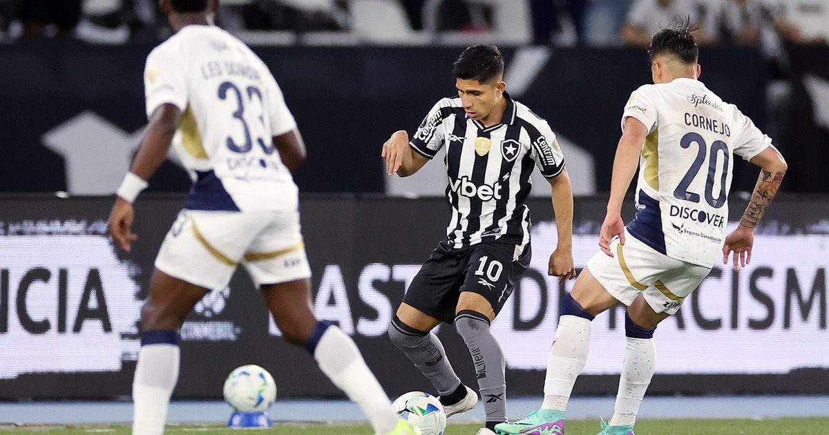 Botafogo’s Performance against LDU Was Davide Ancelotti’s Worst, Presenter Believes; Mansur Points out Two ‘Sins’ of the Team