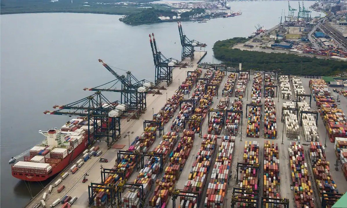 Brazil’s Exports to Argentina on the Rise Again: Can They Offset the Impact of the US Tariff Increase?