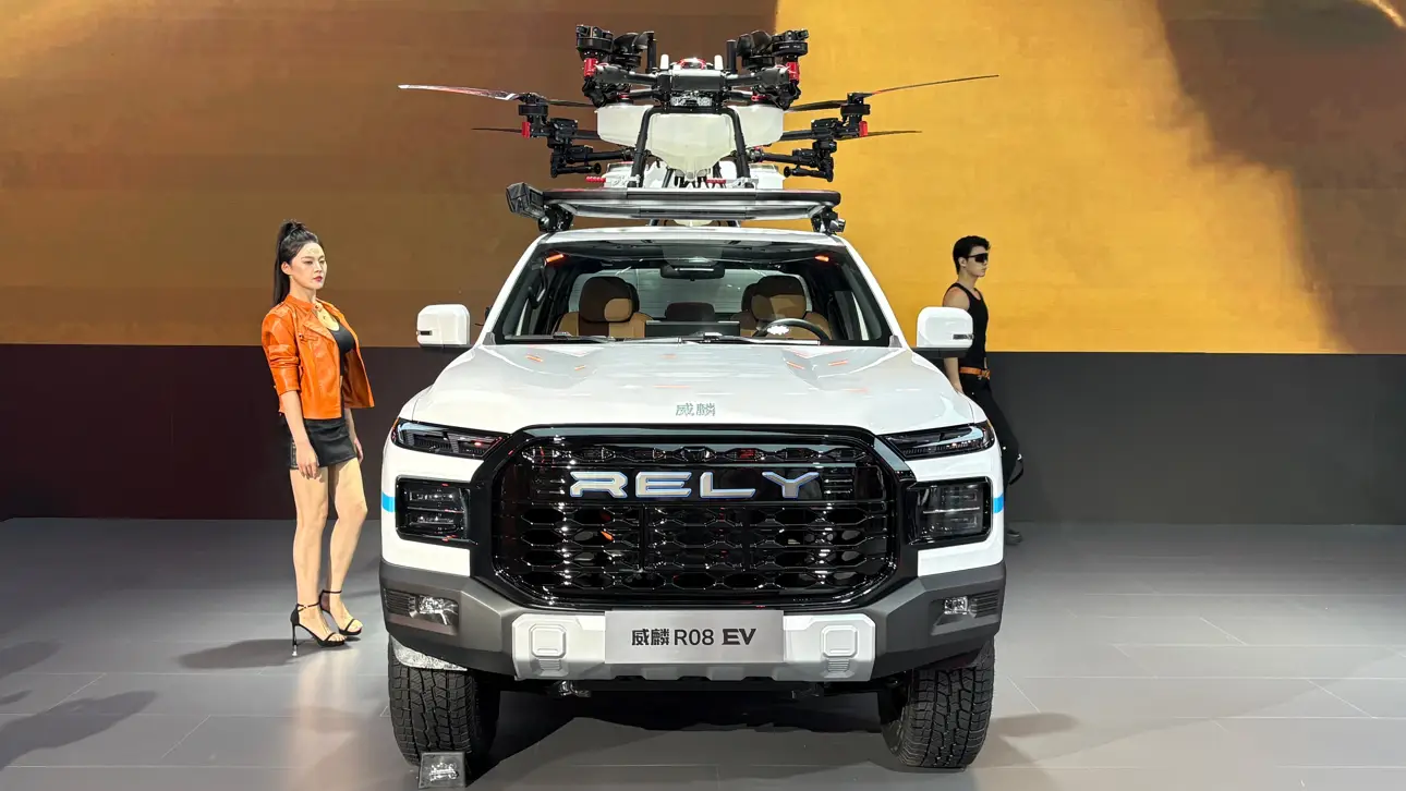 chinese cyber tanks3a new off road monsters threaten to overtake even toyota and ford