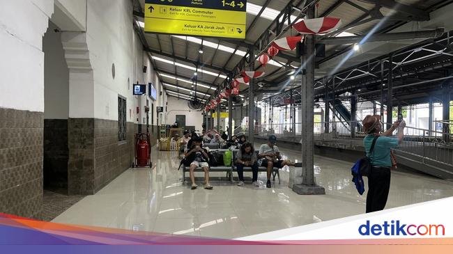 end of bengawan solo melody at solo balapan station
