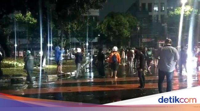 grab indonesia expresses condolences to family of ojol driver killed by tactical brimob vehicle