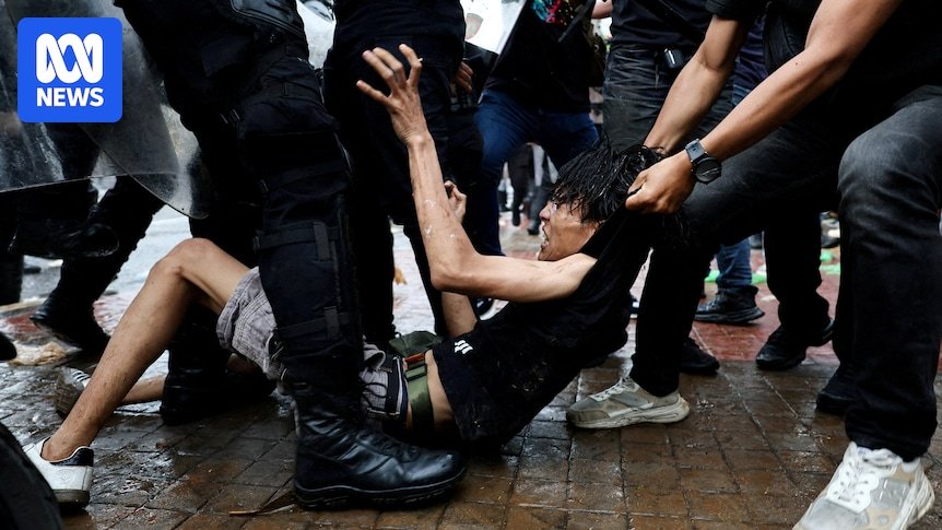 indonesias democracy faces setback after police clash with protesters
