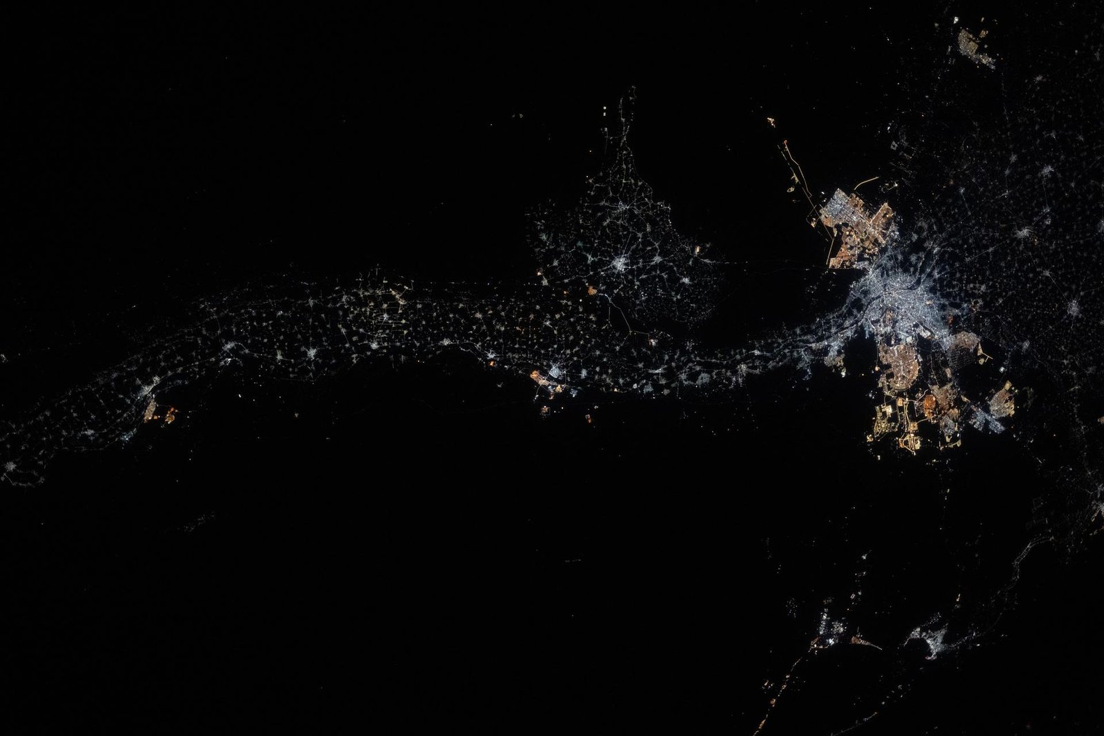 ISS Astronaut Captures Stunning Photo of Egypt’s Glittering Nile River at Night