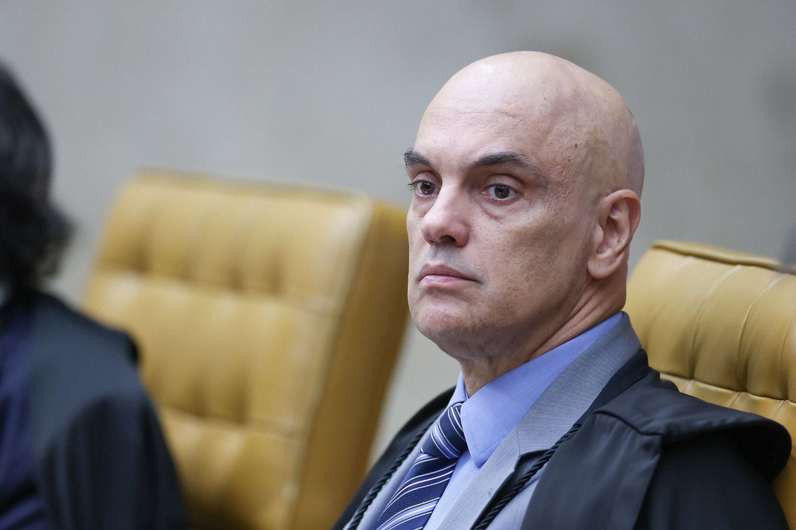 Moraes orders monitoring of Bolsonaro’s house external area