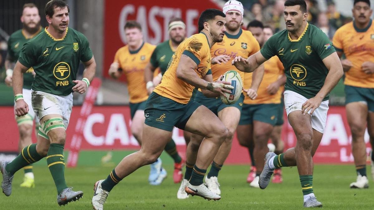 Nervous Wait for Wallabies Star After Knee Injury