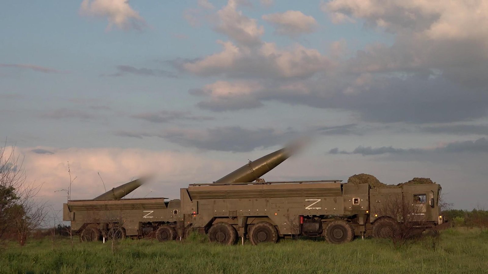 Nuclear Arsenals: Warheads Reach 12,000 with US and Russia on Top