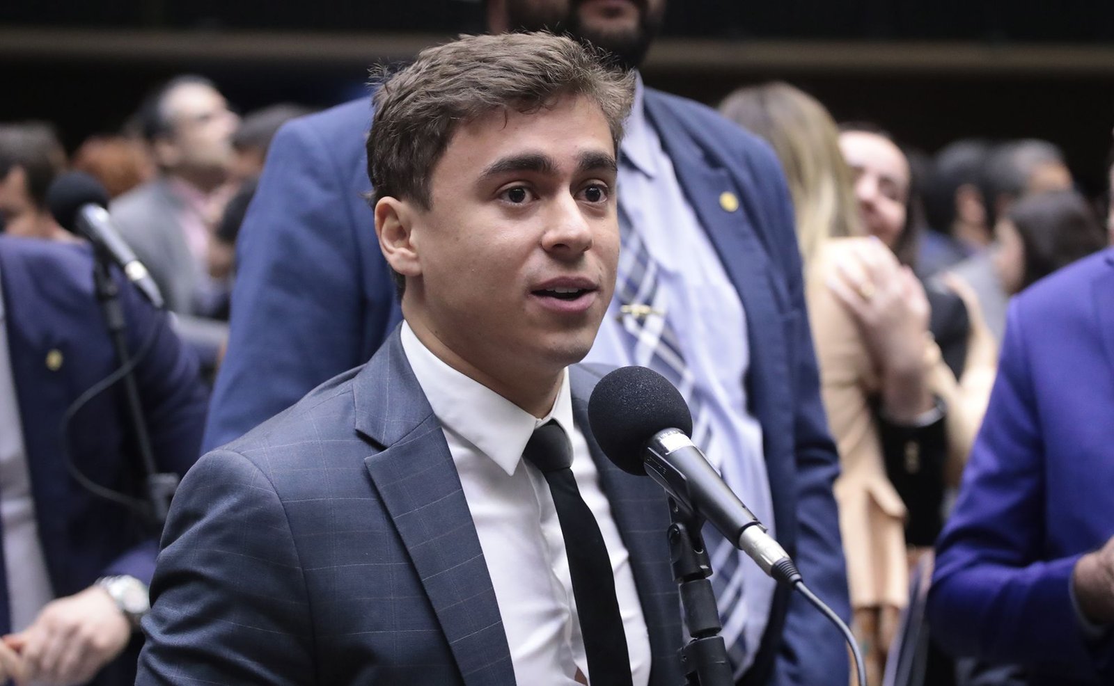 petista files complaint with pgr against nikolas for favoring money laundering