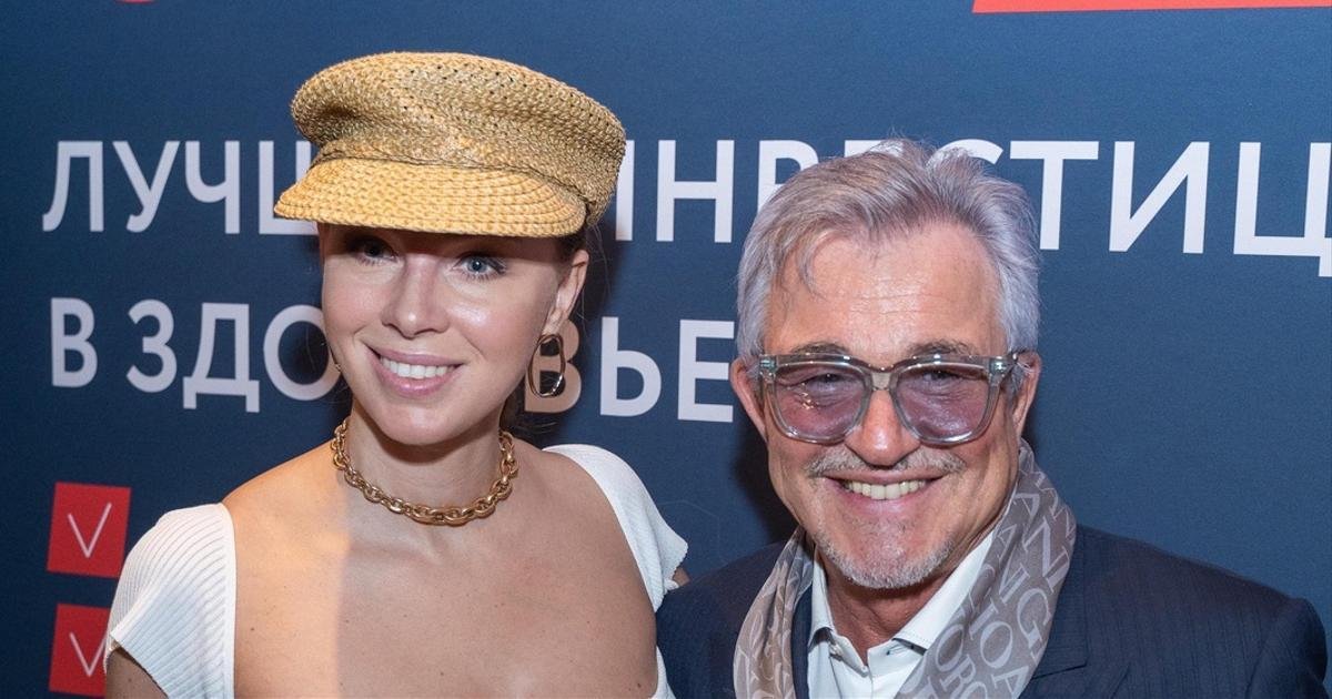 Polina Dibrova sends children to Rostov-on-Don amid divorce from husband