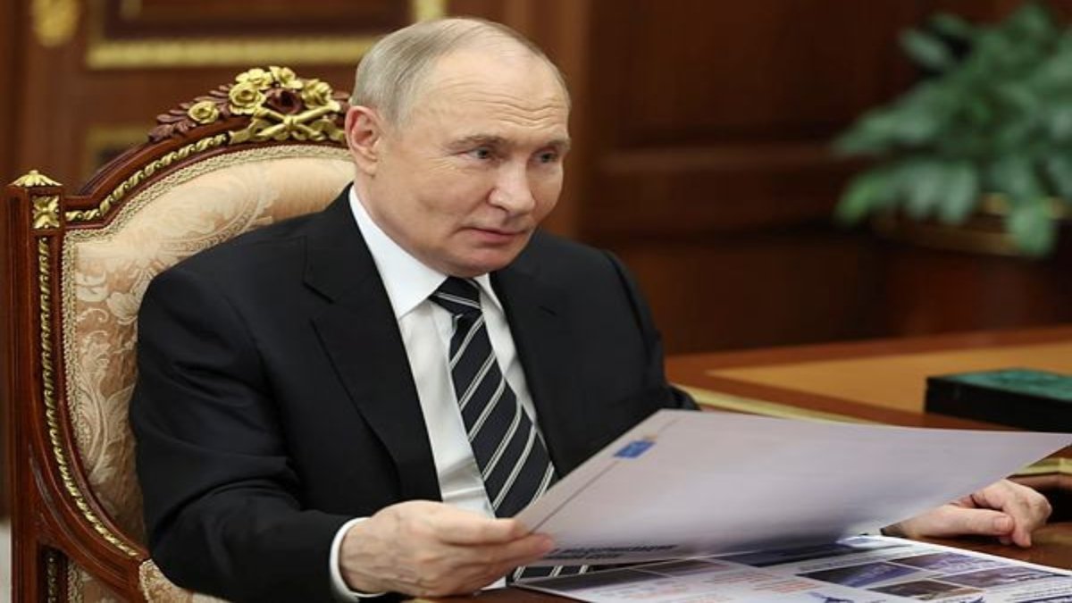 putin supports brics to counter western economic influence ahead of sco summit