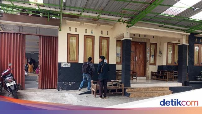 residents claim illegal practices by vet yuda always busy with patients3a throughout indonesia