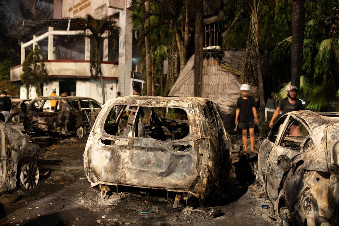 singaporeans in indonesia urged to avoid protests and large gatherings