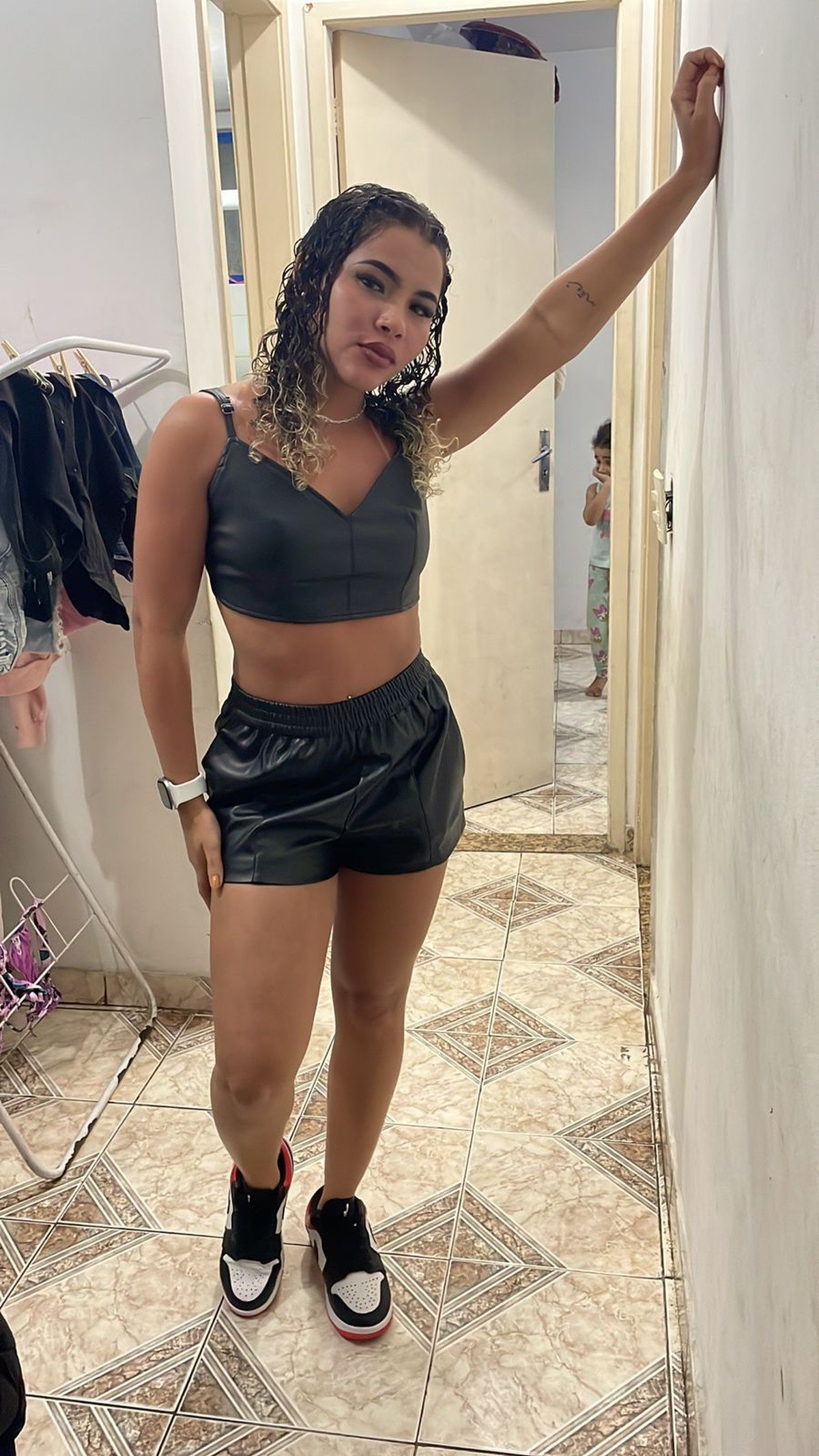‘Sister felt that something bad would happen, she just didn’t know it was with her,’ says sister of young woman killed by drug dealer at funk dance in Rio