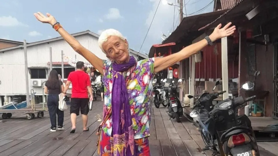 spain. body of missing spanish woman found on beach in indonesia after 2 months