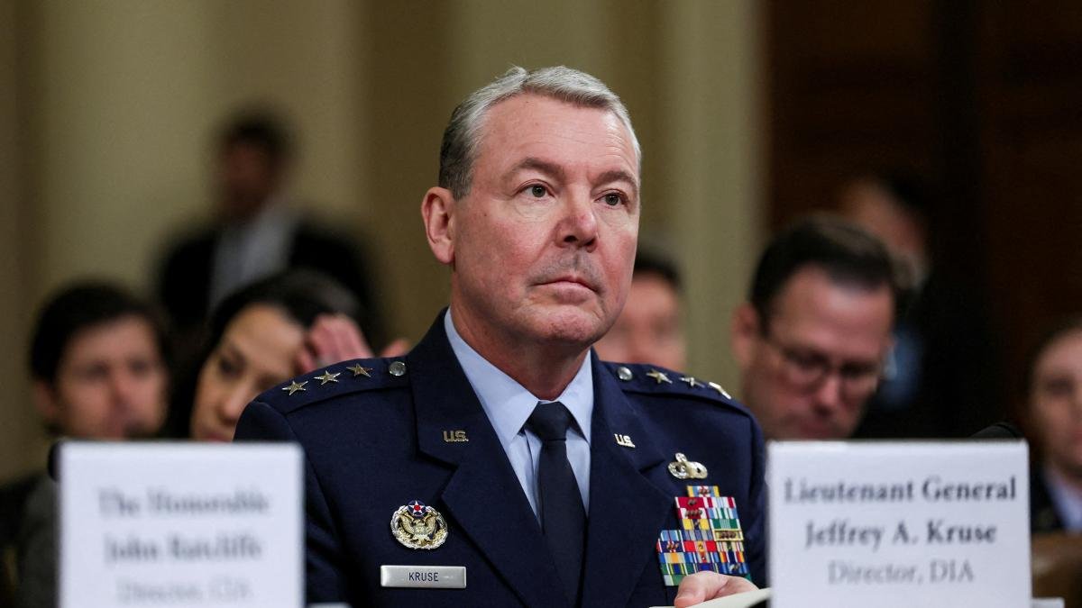 The Pentagon fires Intelligence Agency Chief after critical report on Iran