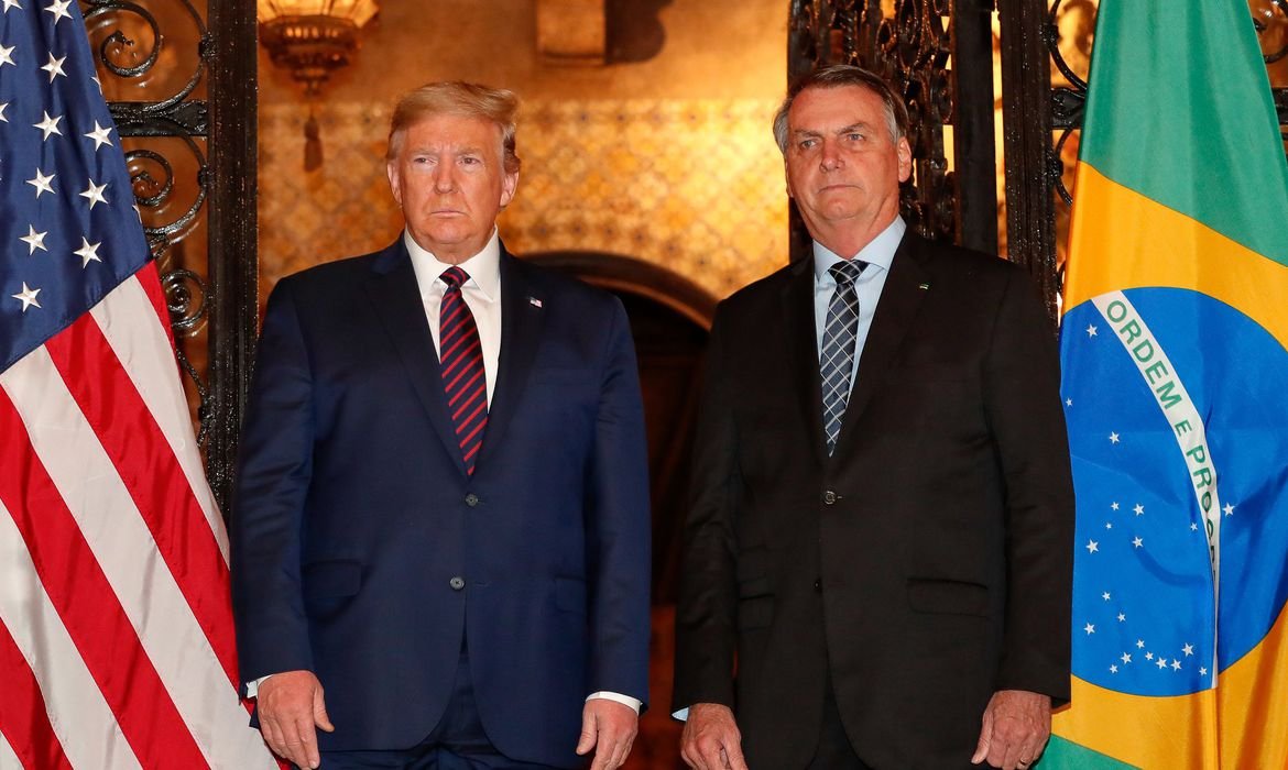 Trump accuses Brazil of attempting a political execution with Bolsonaro