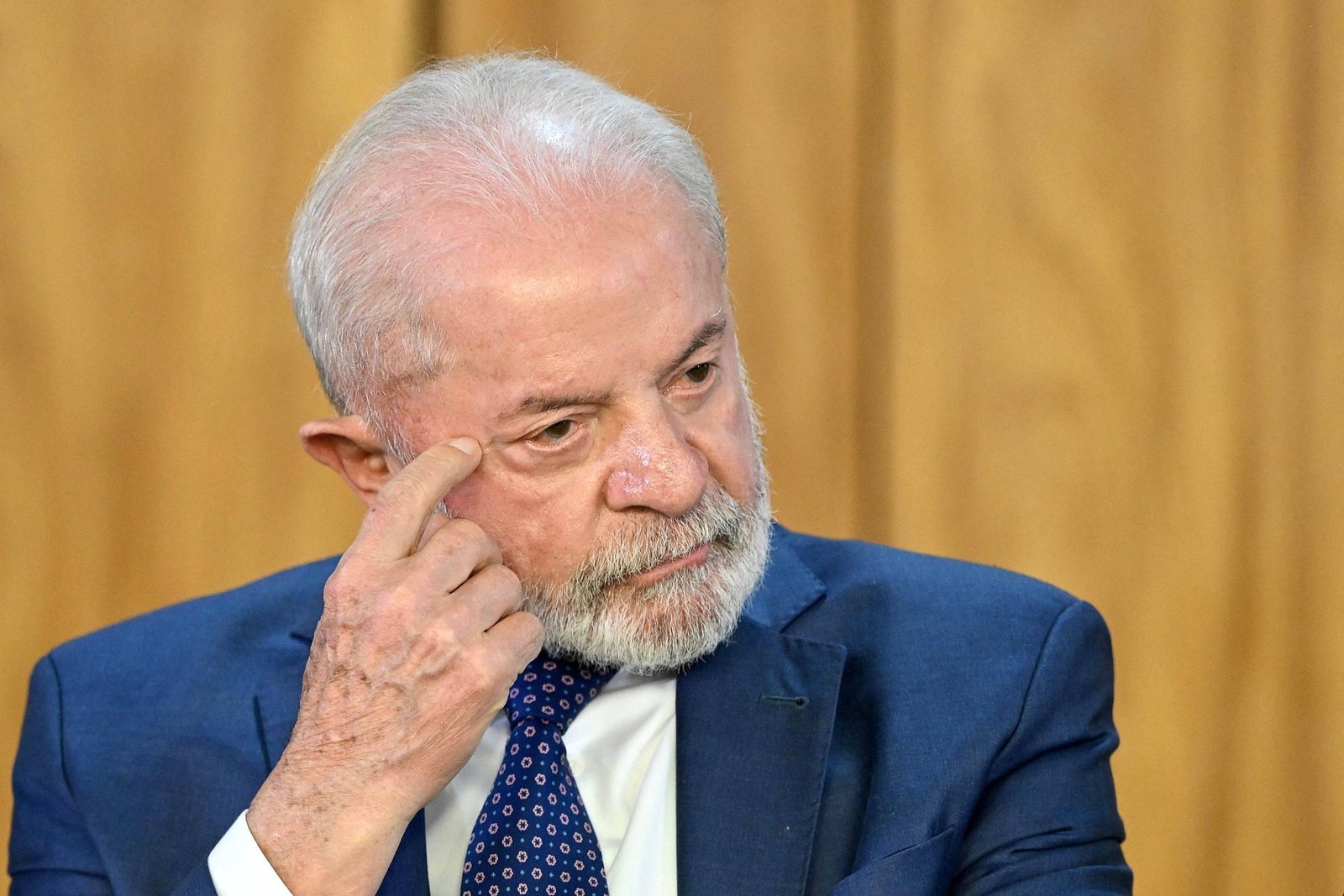 Trump Tariffs: 35% Blame Lula, and 22% Blame Bolsonaro