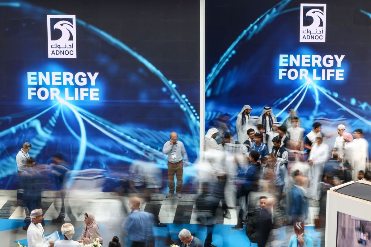 uaes adnoc expands lng sales with 15 year india supply deal