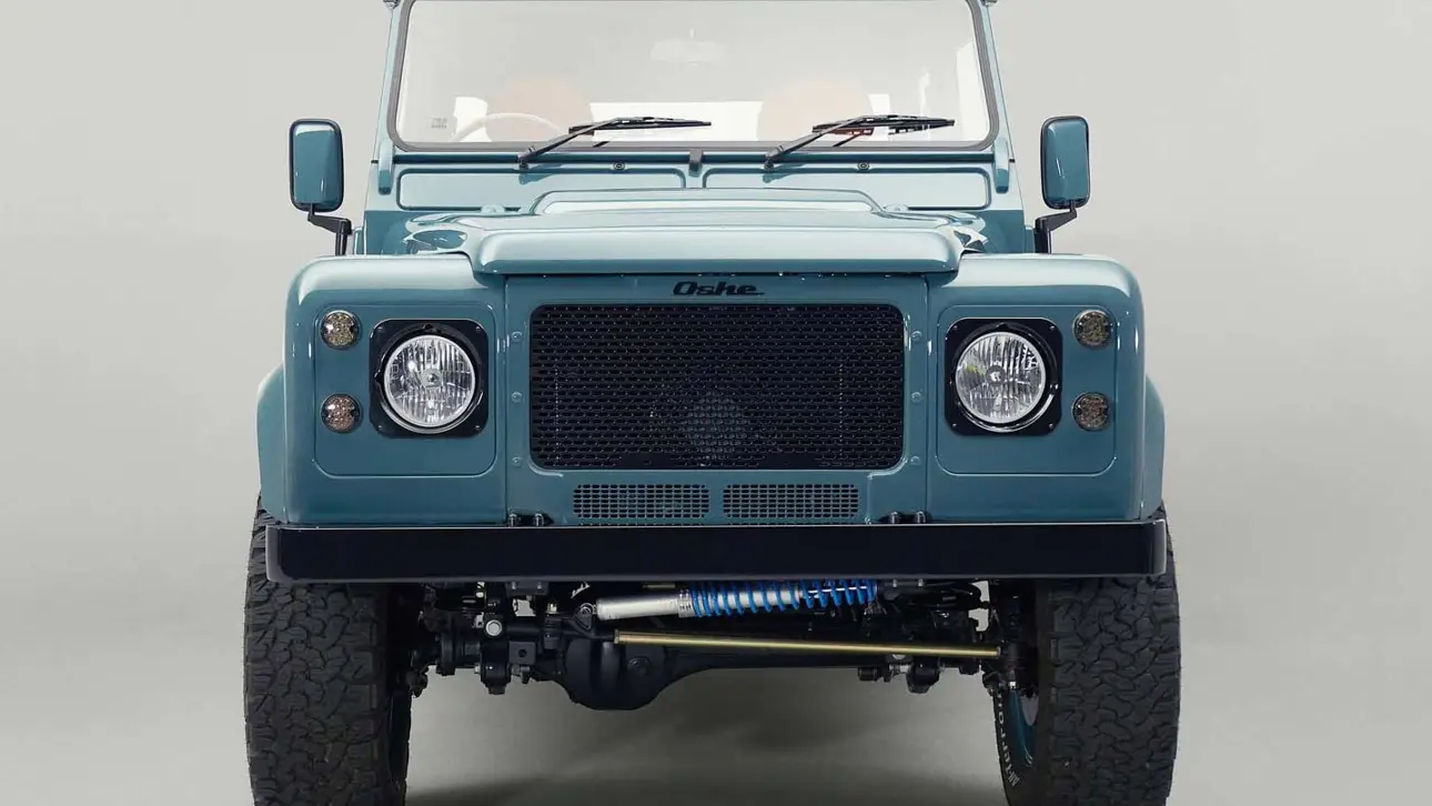 Unique Zambezi Defender with V8 engine showcased in the UK