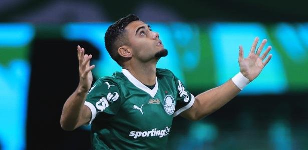 abel surprises as andreas starts against river