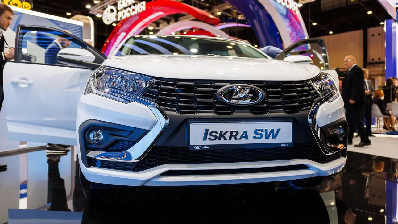 avtovaz resumes operations at the st. petersburg plant3a iskra production starts