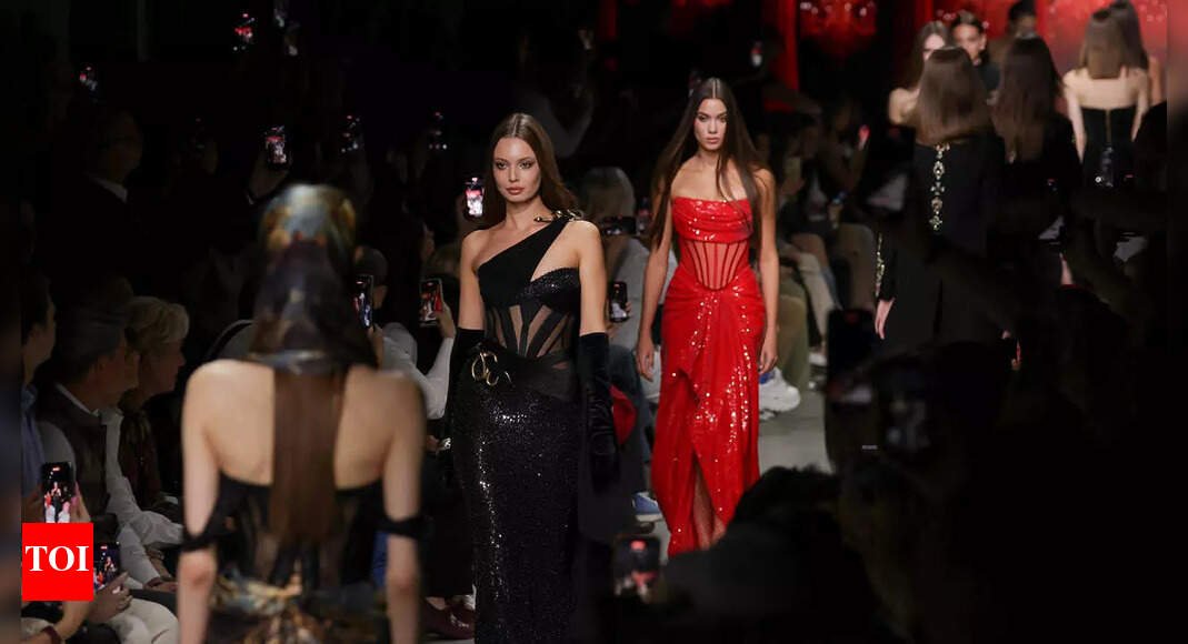 BRICS, FDCI Collaboration Showcases Shantanu & Nikhil’s Womenswear Debut in Moscow