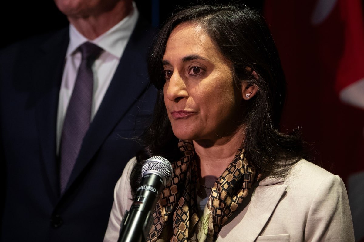 Canada Faces Challenges in Enforcing Sanctions Against Countries like Russia and Iran