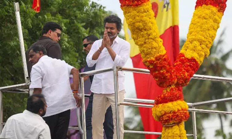 case filed against 3 individuals in connection with hoisting vijay using a crane3a district aiadmk secretary seeks refuge in 3 courts