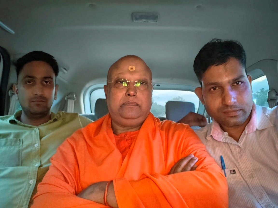 Delhi Godman Chaitanyananda, Accused of Molesting 17 Girls, Held in Agra