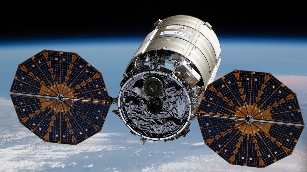 engine failure on cargo ship to space station puts nasa in damage control