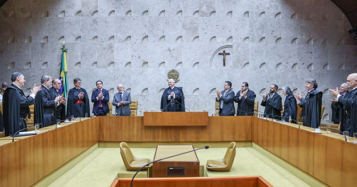 Fachin’s inauguration features gestures of friendship, absence of SP, and defense of the STF