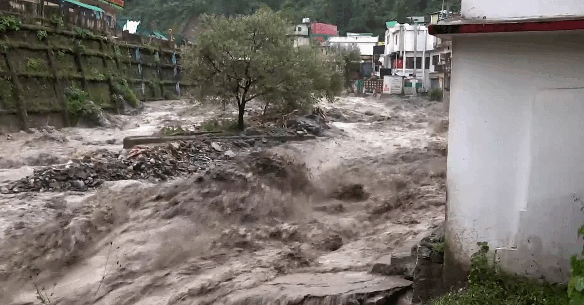 floods and landslides cause devastation in dehradun2c leaving at least 17 dead and 13 missing