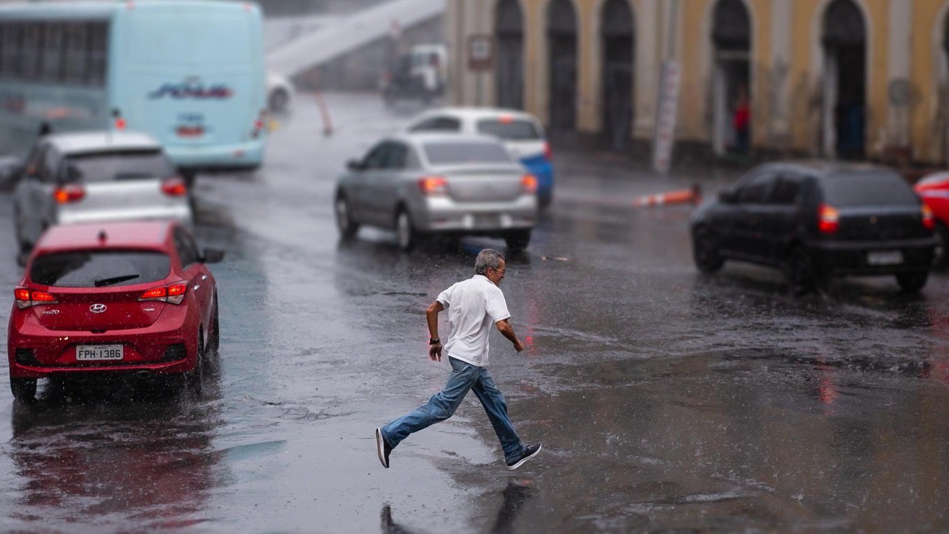Heavy Rain and New Strong Winds on the Day that Marks the Beginning of Spring