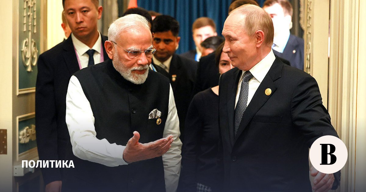 How Vladimir Putin and Narendra Modi Met in China