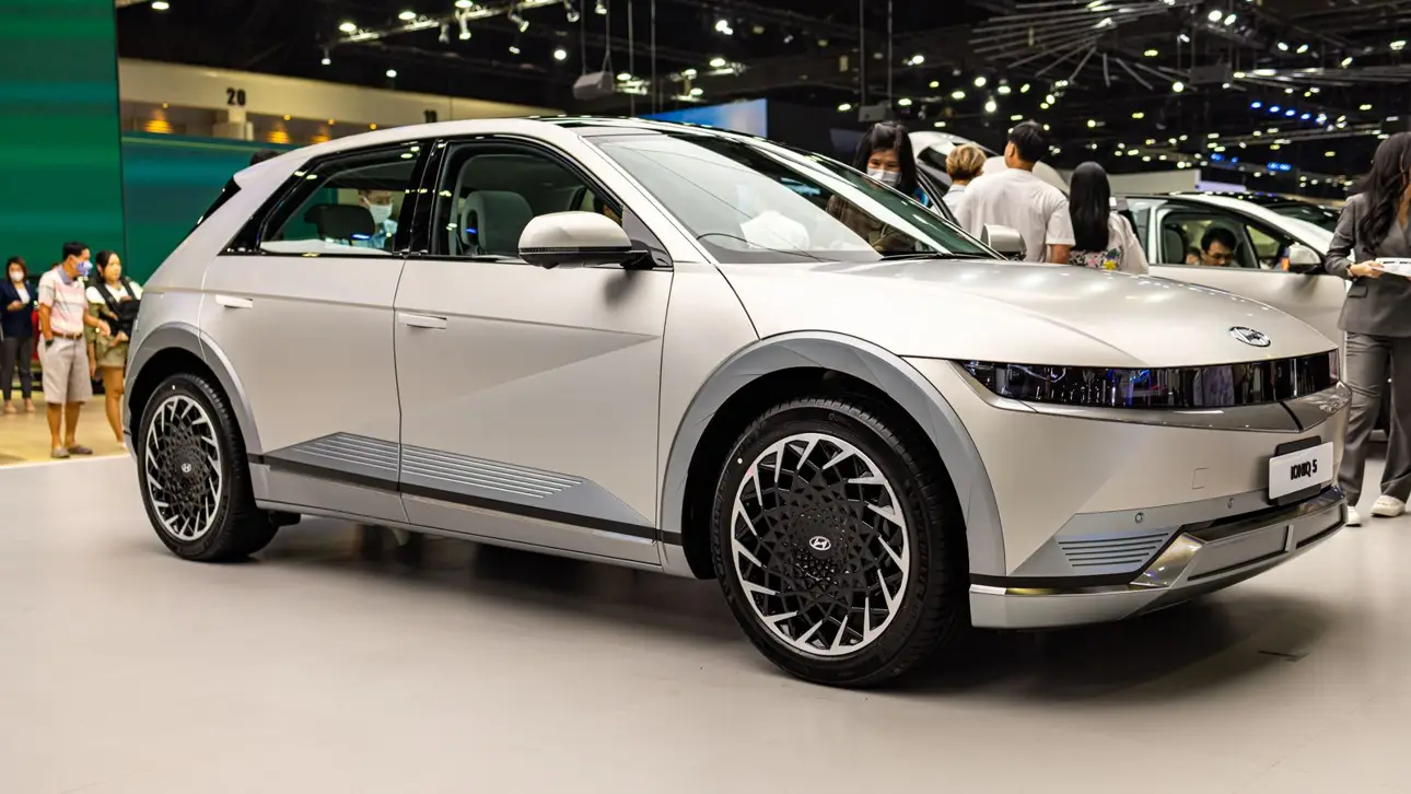 Hyundai Launches Massive Discount Program for its Electric Cars