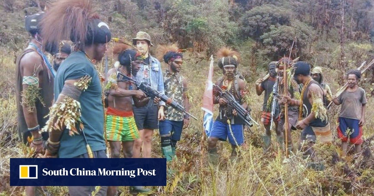 indonesia urges closer police ties after australians charged with arming papua rebels