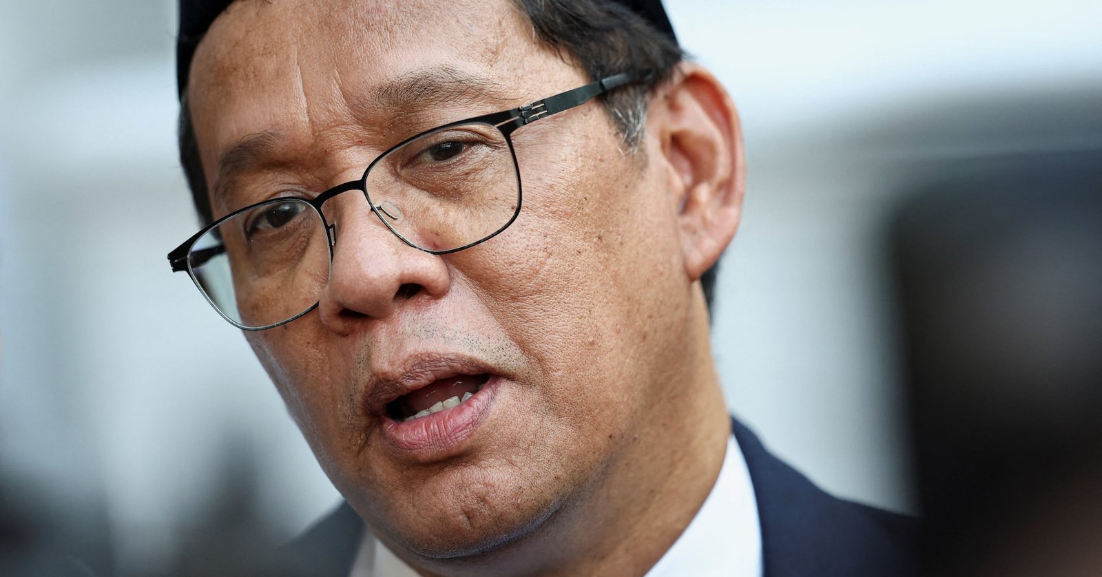 indonesias finance minister denies ordering state banks to raise usd deposit rate