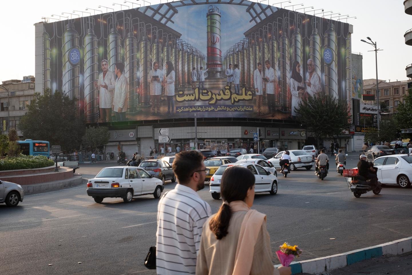 Iran Caught Between Trump, Europe, and Khamenei on Nuclear Issue