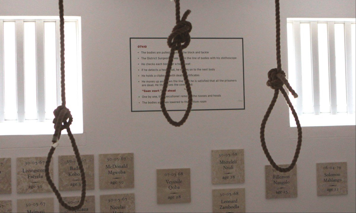 Iran executed 64 prisoners in one week for various crimes, NGO considers them crimes against humanity