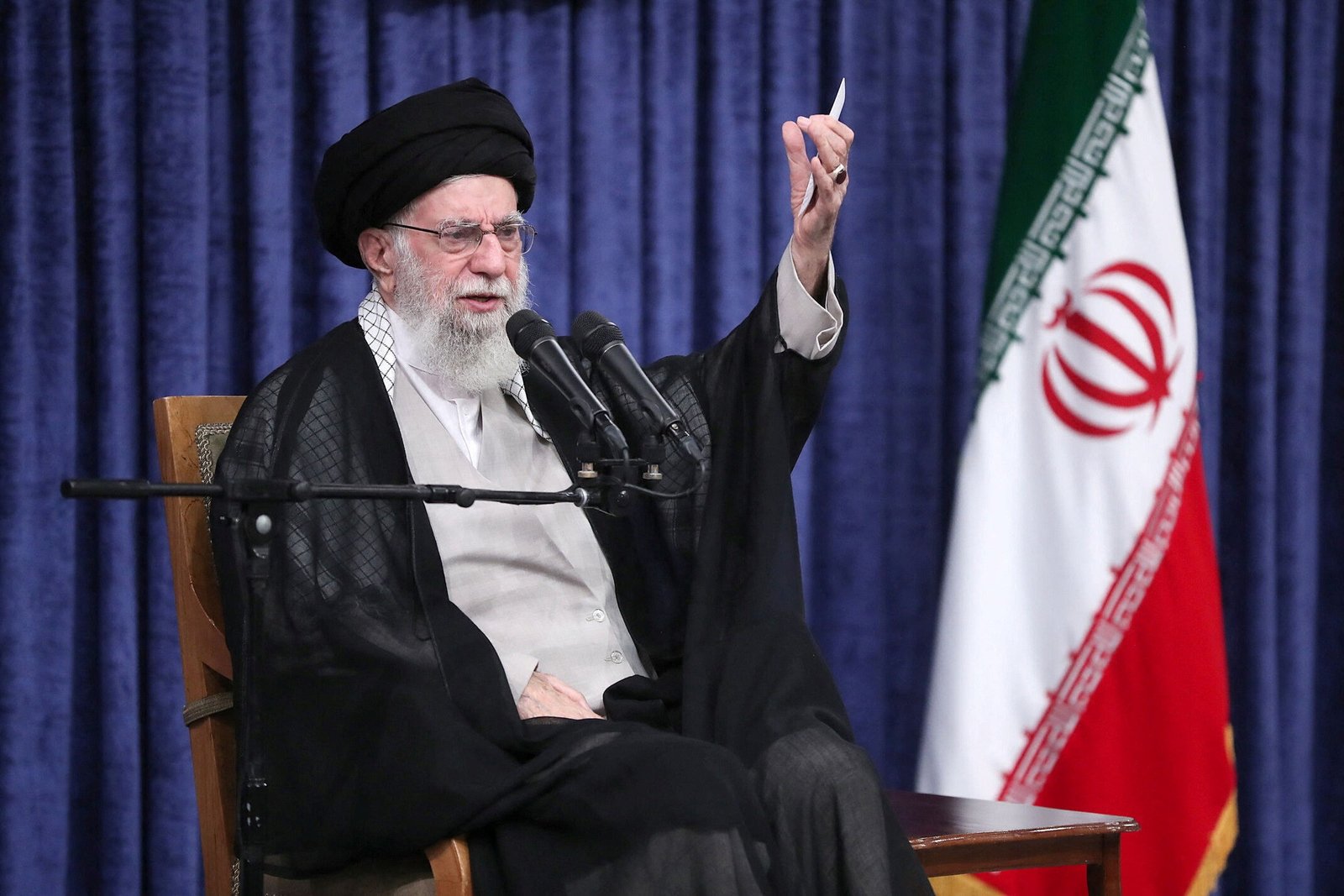 Iran Recalls Ambassadors After UN Restores Nuclear Program Sanctions