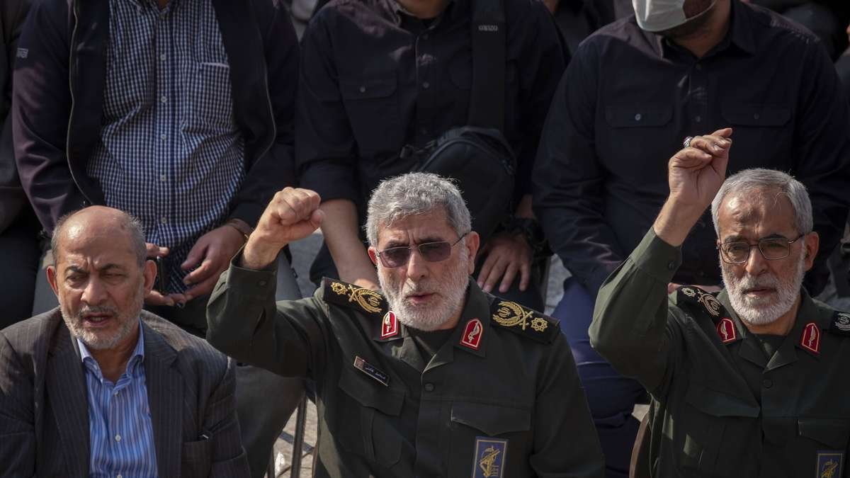 Iran Warns USA of Deadly Response