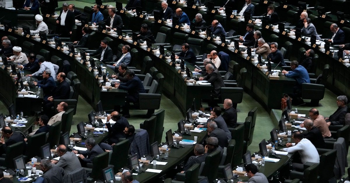 Iran’s Parliament Prepares for Withdrawal from the Nuclear Non-Proliferation Treaty