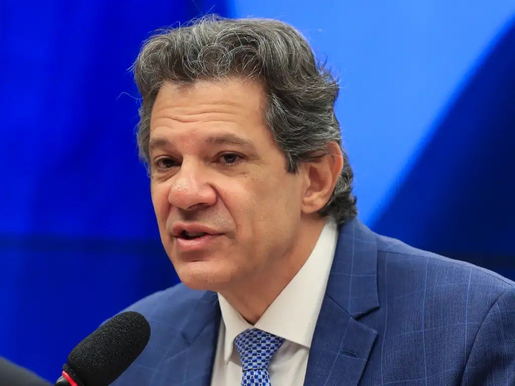 Legislative project allowing dismissal of Central Bank directors worries, says Haddad