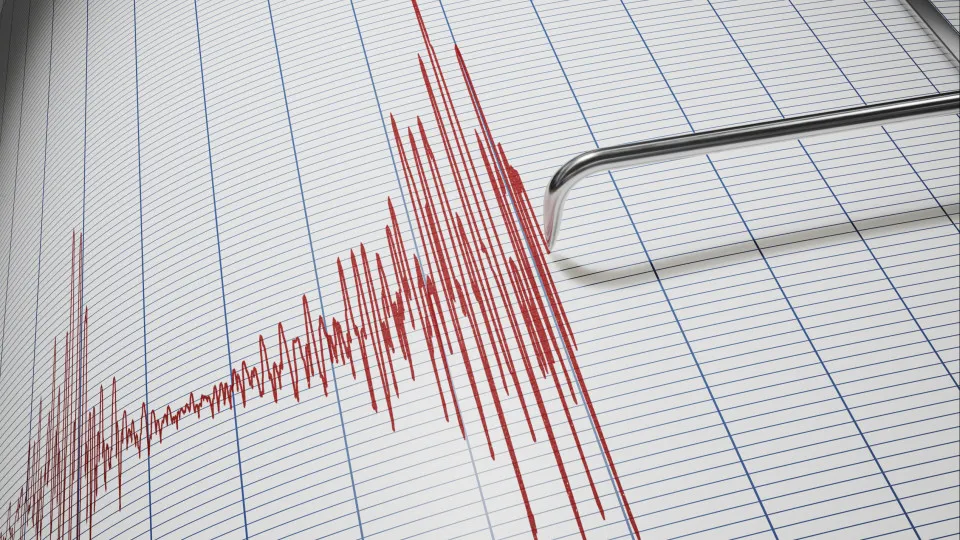 magnitude 6.1 earthquake hits central papua province in indonesia
