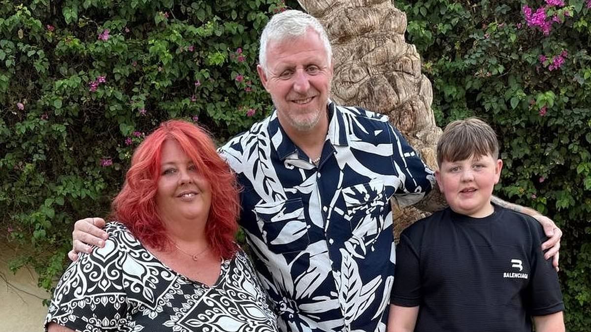 Mother Faces ‘Despicable’ Fine After Term-Time Holiday to Egypt with 12-Year-Old Son