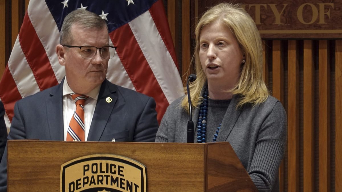 NYPD Investigates Possible Terror Threat on East River Bridges and Tunnels Linking Queens and Manhattan