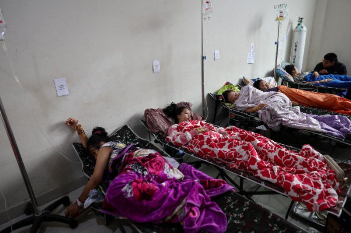 over 12c000 indonesians sick from school meals in more food poisoning outbreaks