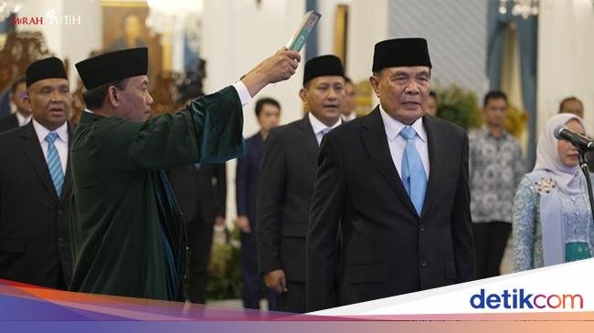 profile of djamari chaniago3a new menko polkam in the cabinet merah putih