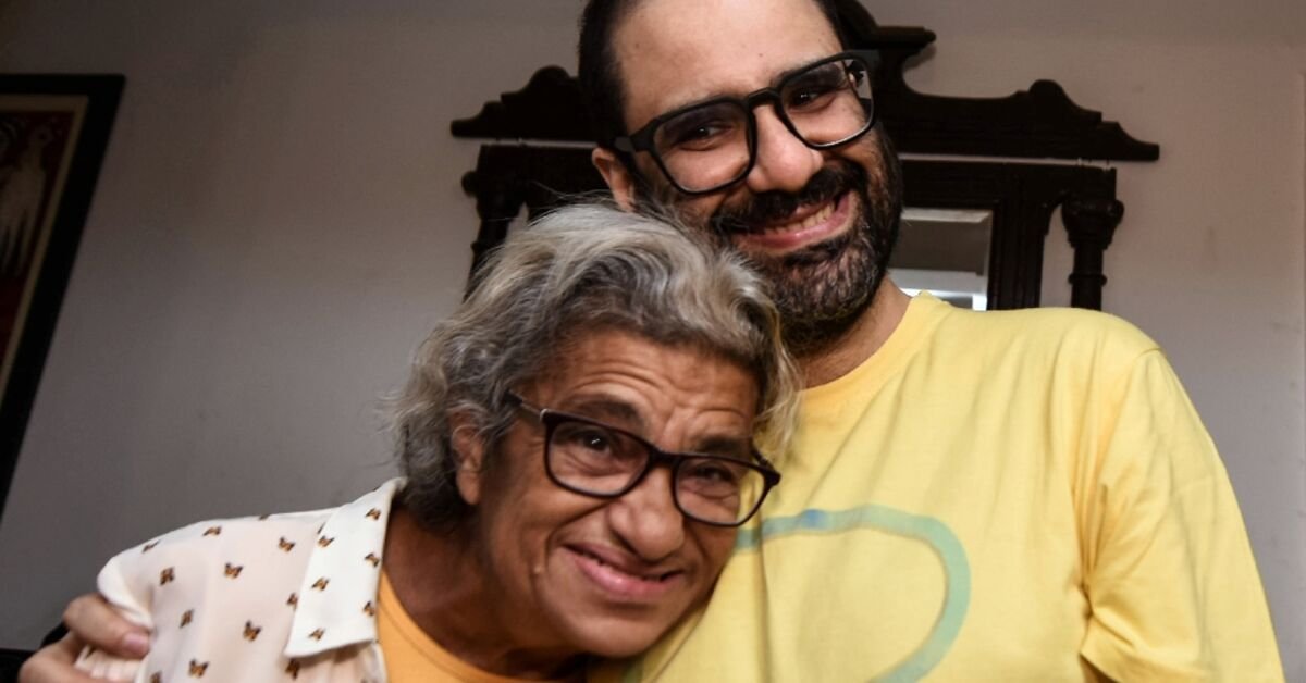 prominent egyptian british activist alaa abdel fattah released after sisis pardon